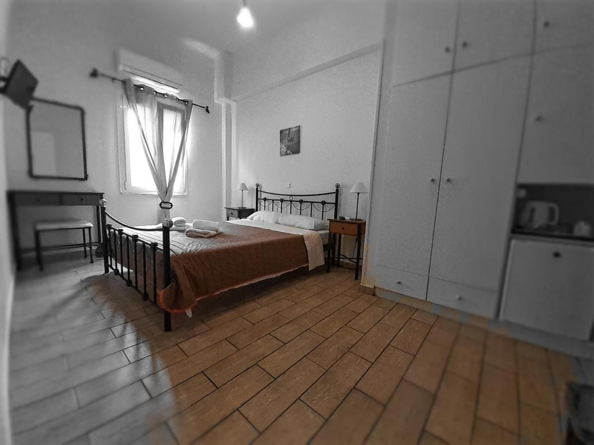 Central 9 Rooms Ermupoli Exteriér fotografie